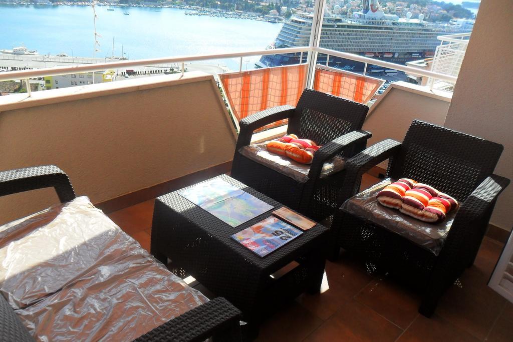 Rooms Anela With Large Common Tarrace And Beautiful Sea View Dubrovnik Zimmer foto